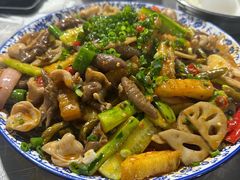 -廖哥泡椒兔(峨眉店)