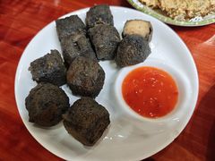 -芦茨金富饭庄·25年老字号·专做稻草鸡