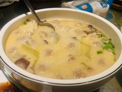 牛腩鸭血小馄饨-花园茶楼(兴城西路店)