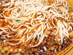 招牌老成都担担面-钟方模白家肥肠粉(春熙店)