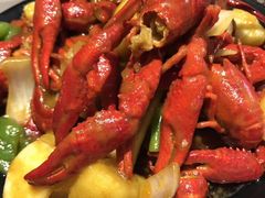 -巴厘龙虾·榜首油焖大虾(音乐学院·沿江酒馆店)