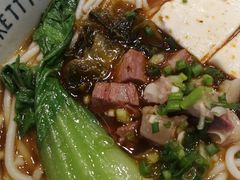 -俏凤凰(美林M·LIVE天地东座店)