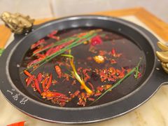 -黄潇洒老火锅(九眼桥宏济巷店)