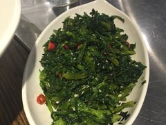 -龙巢盱眙龙虾·牛蛙·烧烤宵夜(八卦岭店)