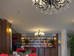 -鹏城人家海鲜酒家·23年老字号(较场尾店)