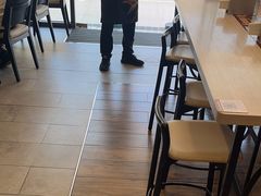 -康师傅私房牛肉面(马泉营奥莱店)