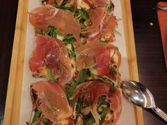 火腿芝麻菜玛格丽特缤萨-卡佩罗意大利餐厅及酒吧Al Cappello Trattoria