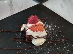 -La Mer Restaurant & Lounge