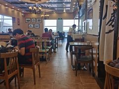 大堂-陇兴楼兰州拉面(西安咸阳国际机场店)