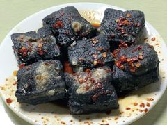 -黑色经典臭豆腐·湖南特产(坡子街店)