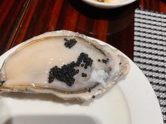 -广州万富希尔顿酒店-感趣自助餐厅·生蚝海鲜刺身