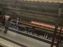 -福林德街火车站