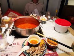 -尚尚仙·酸汤猪手·猪肚鸡火锅(华联万柳购物中心店)