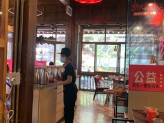 -热火朝天鲜切牛肉火锅(南强街巷店)