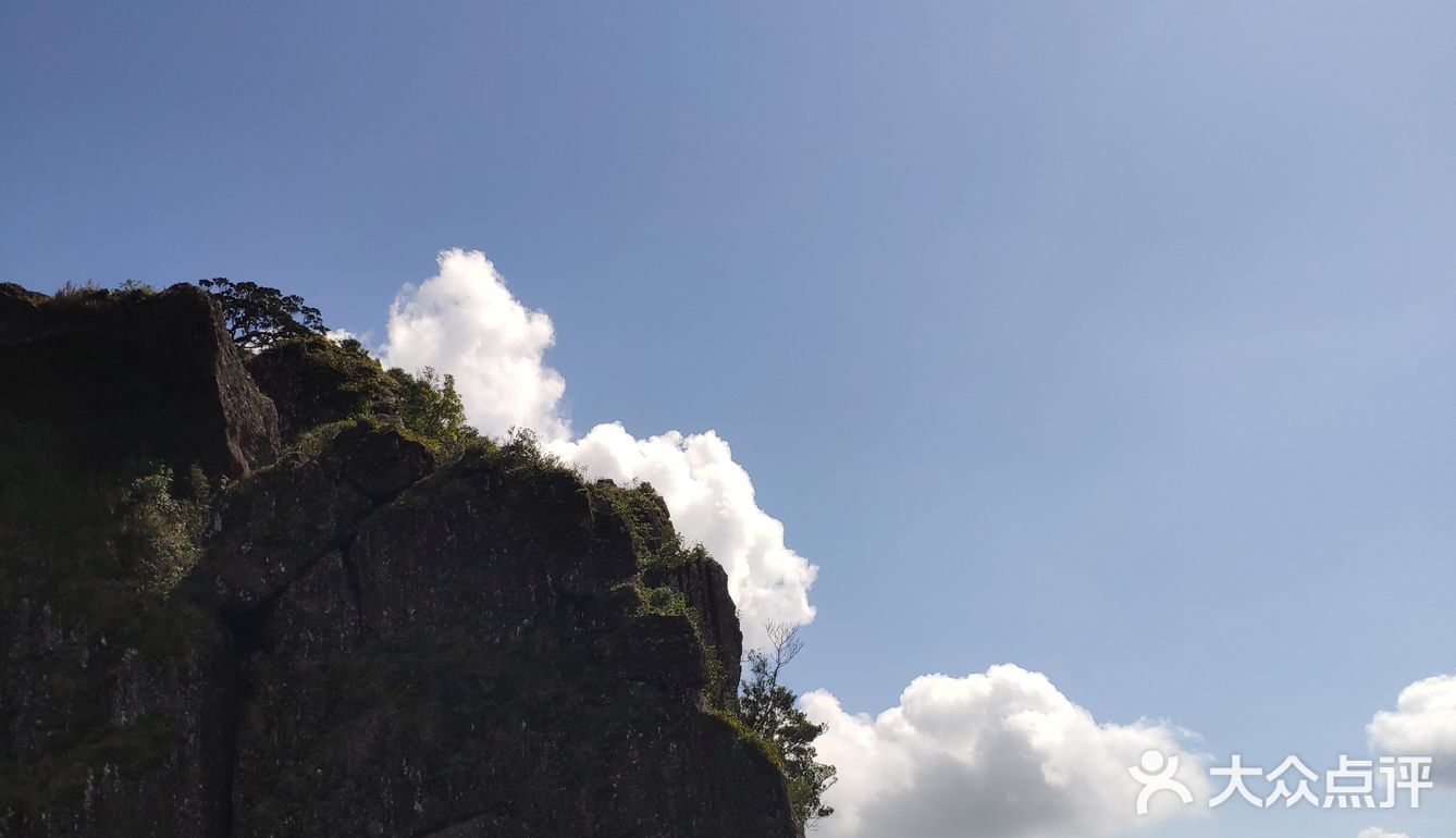 周末去爬山吧--美丽的七仙岭在等你！