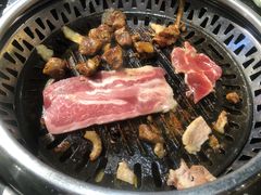 -釜御山海鲜烤肉火锅自助(新城市中心店)