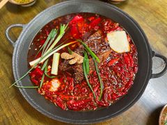 -黄潇洒老火锅(九眼桥宏济巷店)