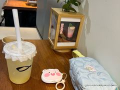 -Line 咖啡(石厦花园店)