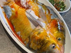 -忘情水鱼头·鲜鱼火锅(滨江中路店)