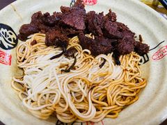 红烧牛肉拌面-旺泉餐饮店·清真牛肉面馆