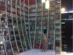 iphone_upload_pic-钟书阁(松江泰晤士小镇店)