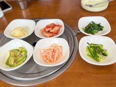 -亲昵春川鸡排(韩国美食街店)