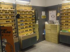 -MUJOSH木九十眼镜(月星环球港B1店)
