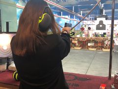 -都市枪神实弹射击俱乐部