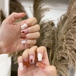 -Nail Romance·美甲罗曼史