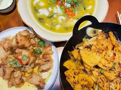 -快乐老家三鲜饺子东北菜(南六中路店)