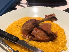 -港丽餐厅(高德置地店)