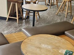 -星巴克(上海长宁来福士1F店)