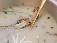 -紫藤园·天目湖大鱼头(南山竹海店)
