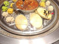 -山河屯铁锅炖· 东北菜·特色鲜鹅锅(开发区一店)