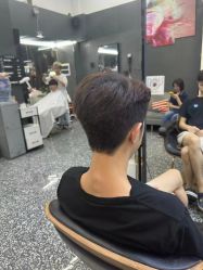 -藤野造型专业烫染接发