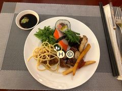 -东西风牛排馆周末烧烤自助(首都机场希尔顿店)