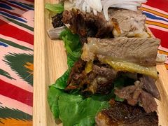 库尔班烤羊排-清真·玛丽亚新疆菜主题餐厅(浙江中路店)