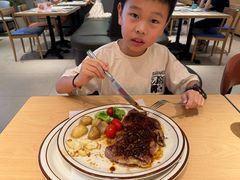 -菲滋意式餐厅(富阳东方茂店)