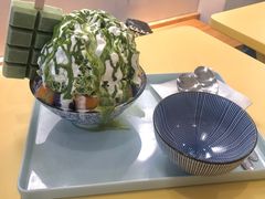 抹茶冰沙-王守财小山園