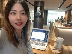 -星巴克臻选(济南恒隆店)