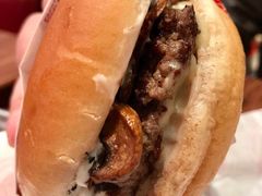 -FATBURGER 特富客汉堡(外交公寓店)