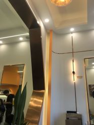 -V8潮牌·接发烫染连锁