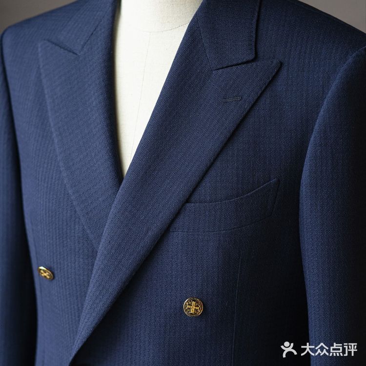 Clarance Wong 王家西服定制