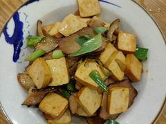 -湘缘道客•湘缘饭店·25年湘菜馆(古墩路店)
