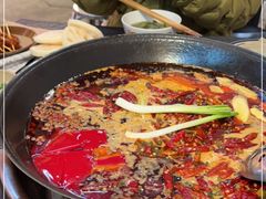 -四小区火锅·巷子里的重庆火锅(花照壁店)