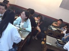 -临街徽菜馆·正宗黄山味