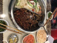 -朱氏胖子烂火锅(洪崖洞店)