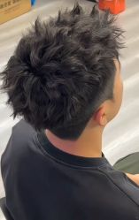 -尤司男士国潮理发馆