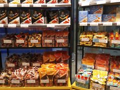 -良品铺子(大唐西市店)