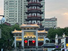 -绳金塔